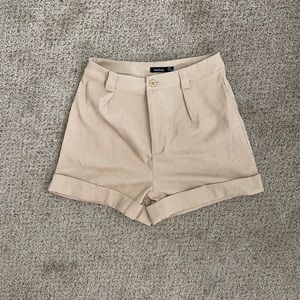 Corduroy high waisted shorts